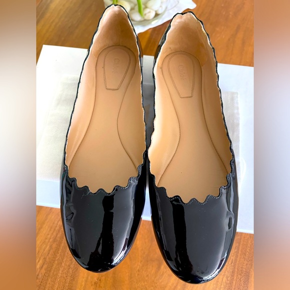 Chloe Shoes - Chloe Glossy Black Scalloped Flats